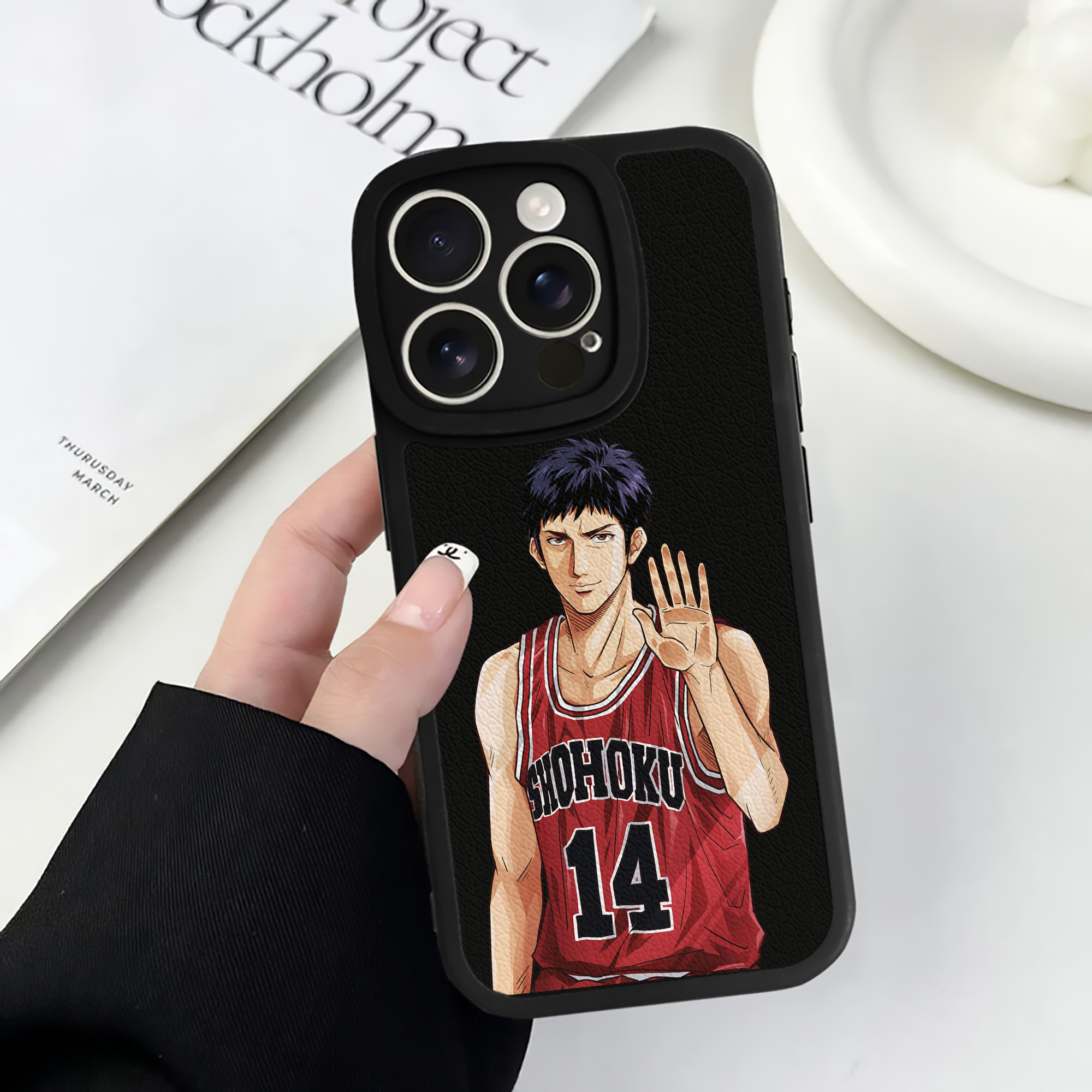 （画像用） SLAM DUNK／スラムダンク 【iPhone 16シリーズ対応】シリコンスマホケース（レザー調） 材質：シリコン